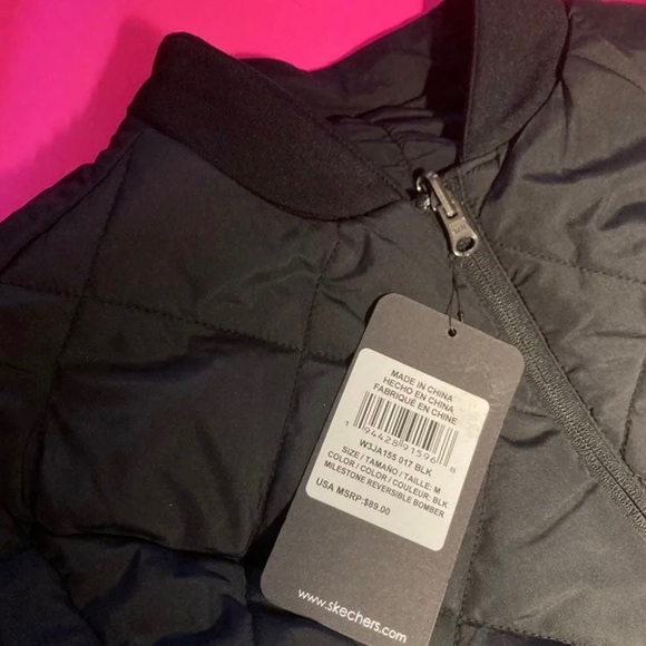 Skechers Logo Milestone Reversible Quilted Pattern Bomber Jacket Black Athletic - Picture 3 of 10